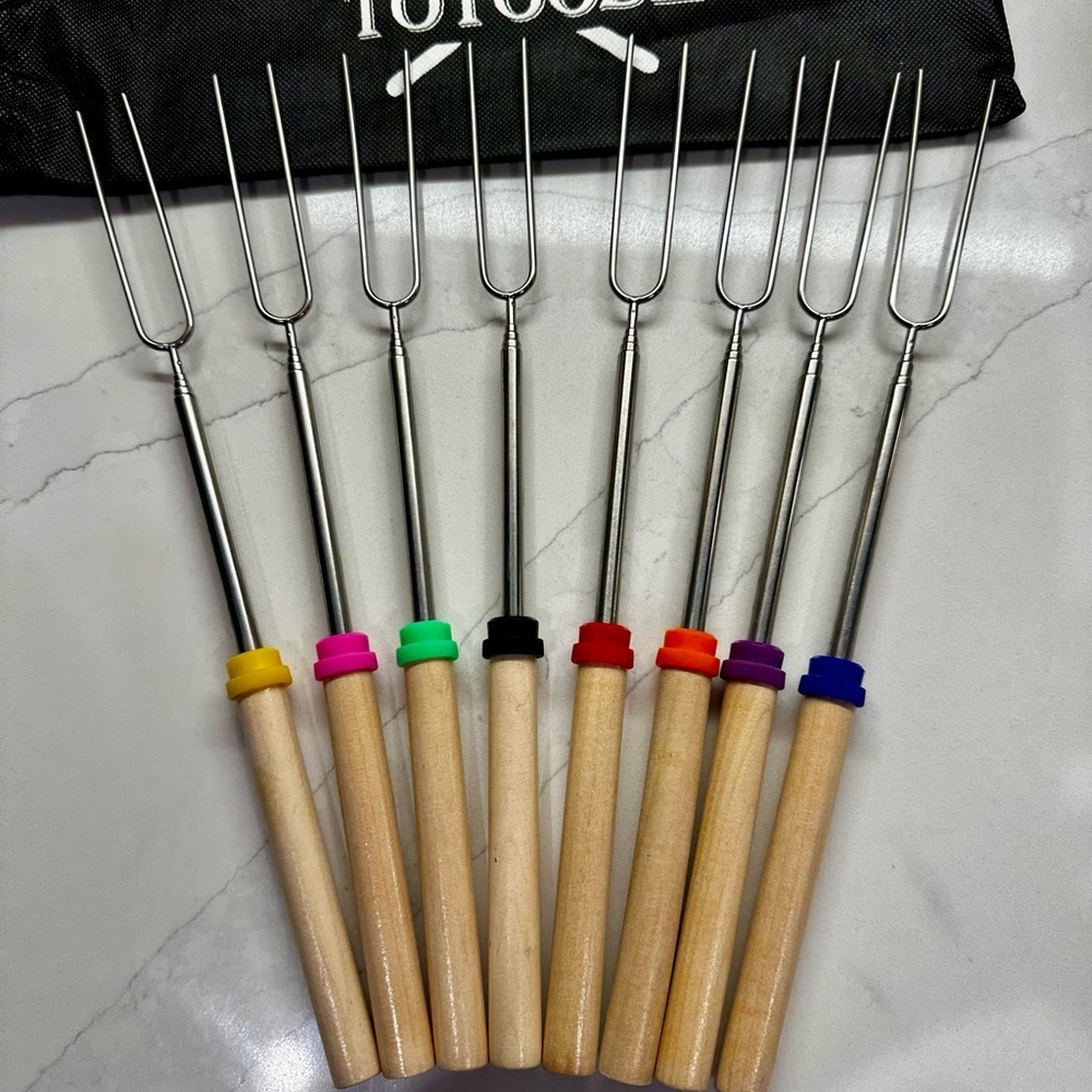 Totoose Set of 8 Telescoping Marshmallow or Hotdog Roasting Sticks Wooden handle